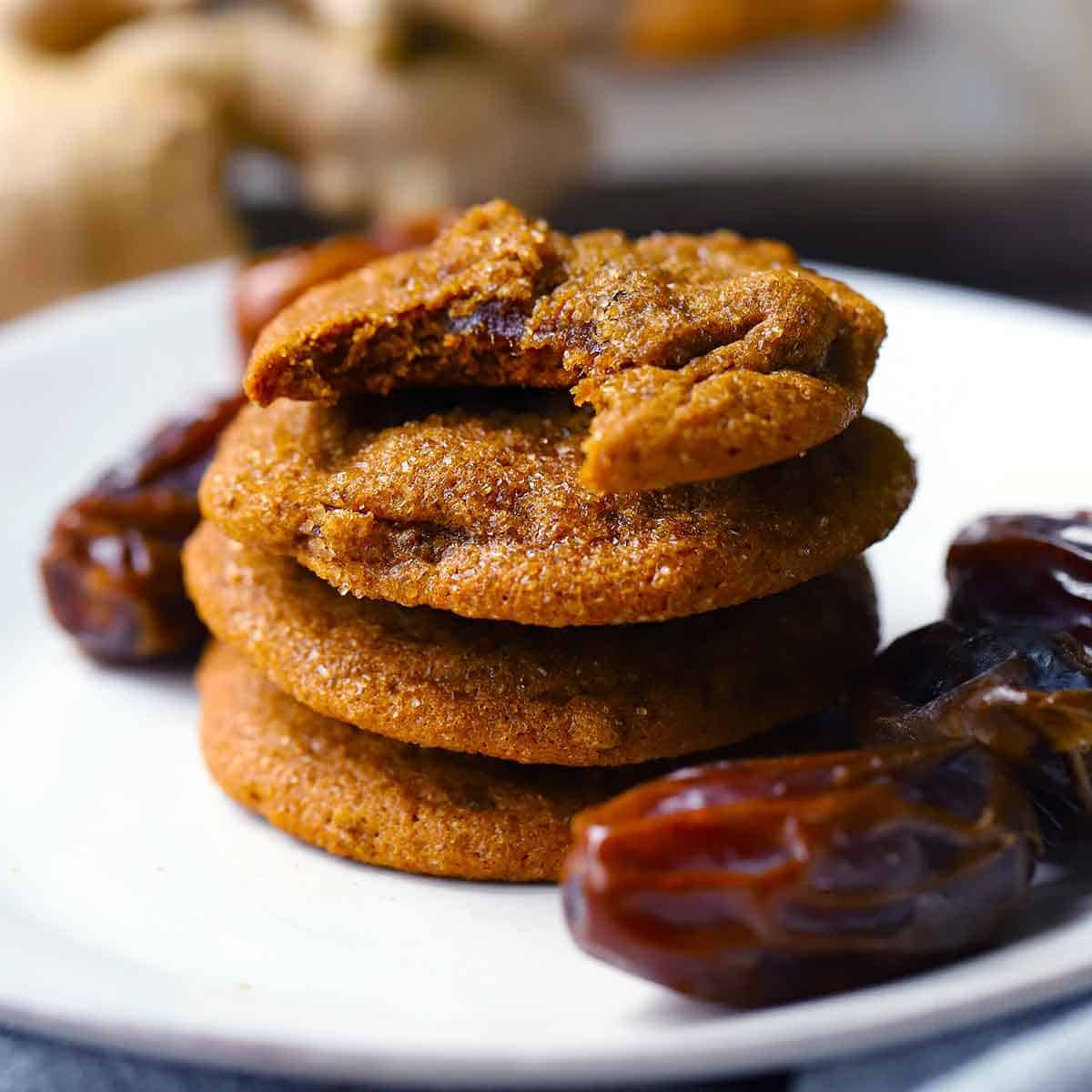 Fresh Ginger Date Cookies - Bowl of Delicious